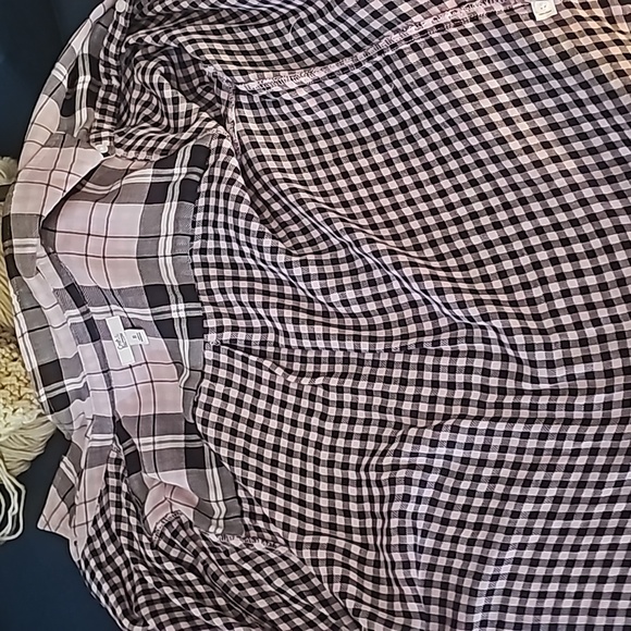 Croft & Barrow Lavender and Blue Plaid Button down 3/4 Sleeve Shirt XL - Picture 9 of 12